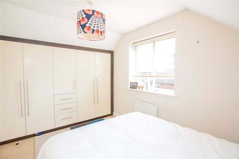 6 Foxdene Close, London, E18 1BH