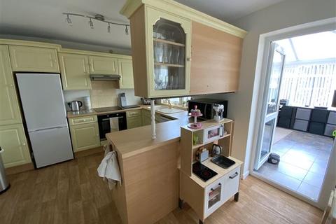 7 Ashpool Fold, Woodhouse, Sheffield, S13 7DZ