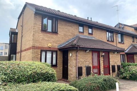 1 bedroom flat to rent, Hertford Road, Enfield Highway, Enfield EN3