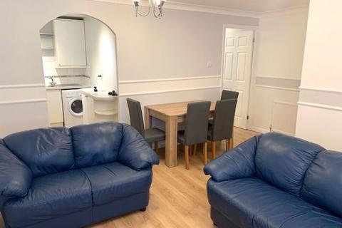 1 bedroom flat to rent, Hertford Road, Enfield Highway, Enfield EN3