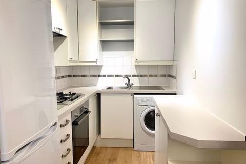 1 bedroom flat to rent, Hertford Road, Enfield Highway, Enfield EN3