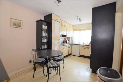 5 Beech Tree Close, Stanmore, HA7 4UB