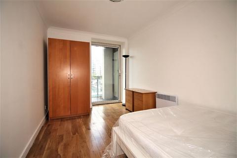 undefined, Boardwalk Place, Canary Wharf, London