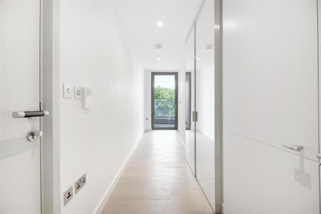 30274 gj 205 westmark tower 9.jpg
