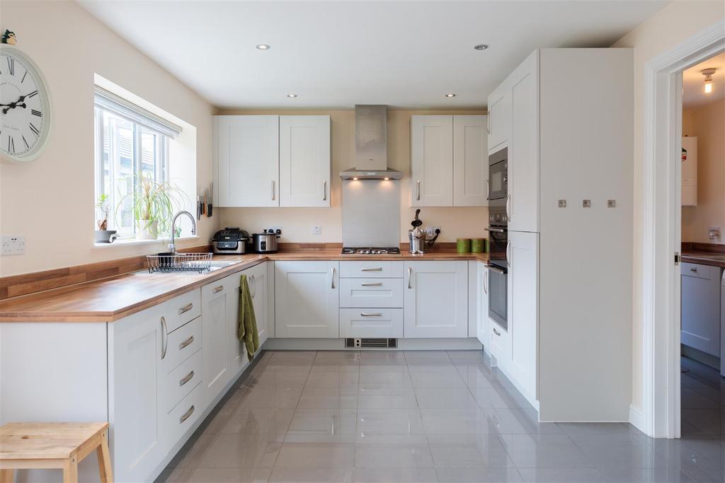 Woolerton Drive, Rothley 4 bed detached house £475,000