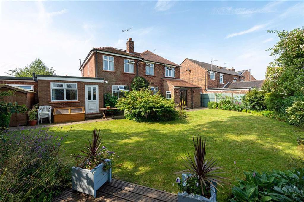 Waterloo Road, Haslington Crewe, Cheshire 4 bed detached house £569,500