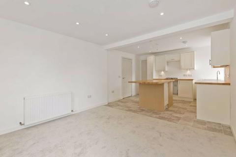6 Torwood Place, Birnam, Dunkeld, PH8 0DJ
