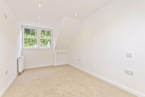 6 Torwood Place, Birnam, Dunkeld, PH8 0DJ
