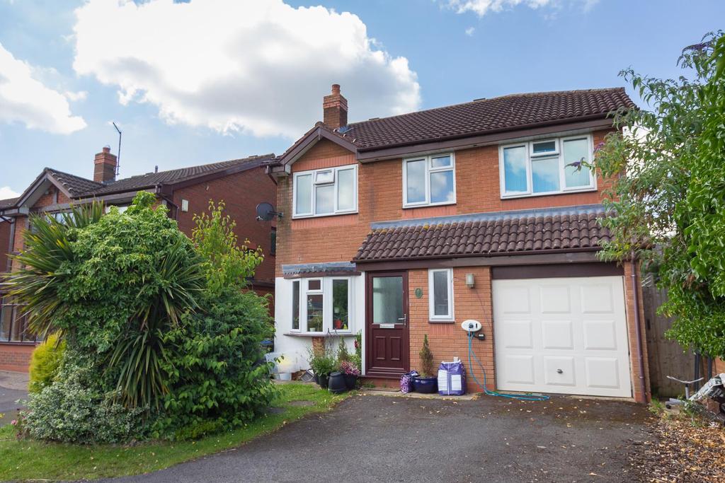 Node Hill Close, Studley 5 bed detached house £1,400 pcm (£323 pw)