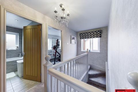 19 Vicarage Gardens, Burscough, Ormskirk, L40 7UU