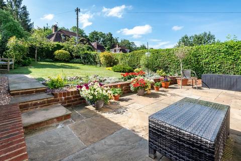 11 Friars Gate, Guildford, GU2 7PQ