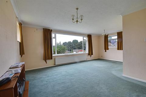 3 Lychgate Close, Bexhill-on-sea, TN40 2EW