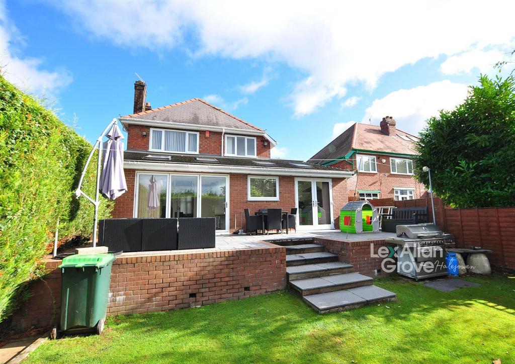 Wolverhampton Road, Oldbury 4 bed detached house £475,000