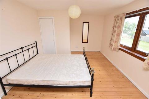 35 St. Valery Place, Ullapool, IV26 2TD