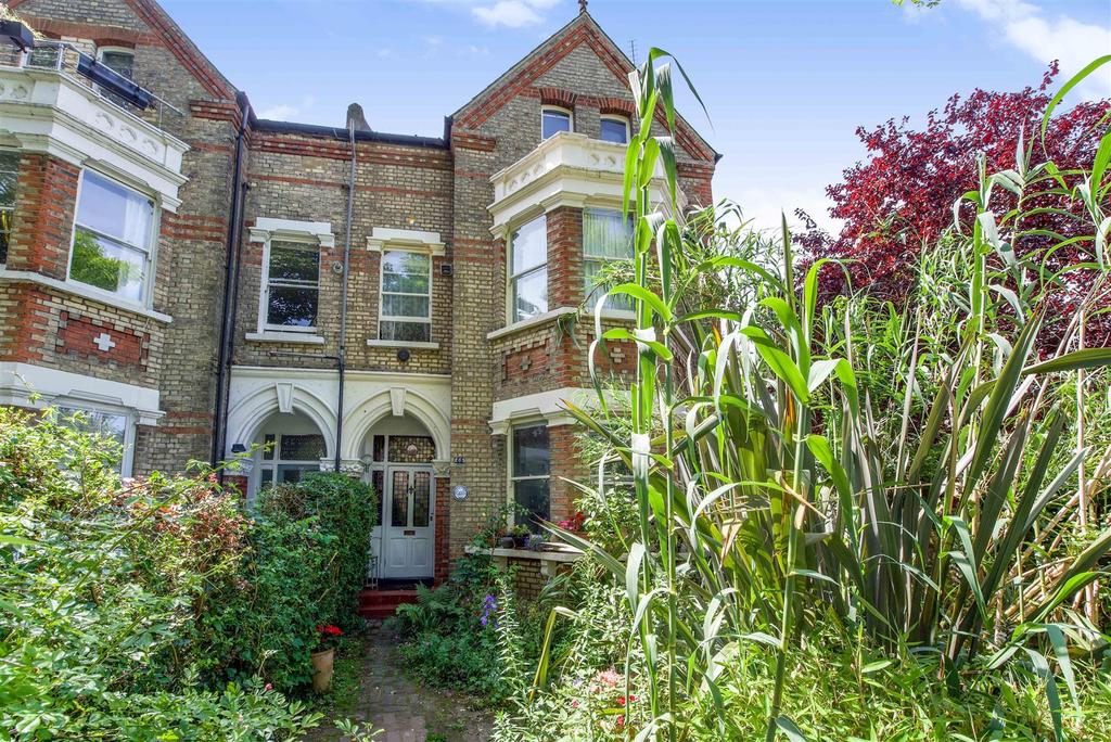 St. Margarets Road, St Margarets 5 bed semidetached house for sale £