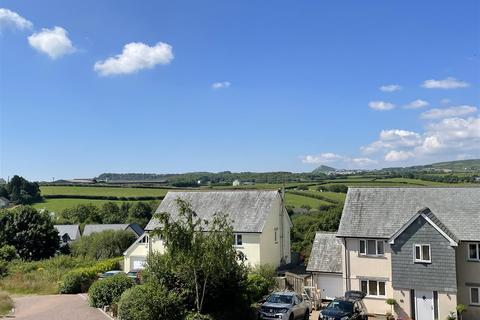 3 Beswetherick Field, Luxulyan, Bodmin, PL30 5FB