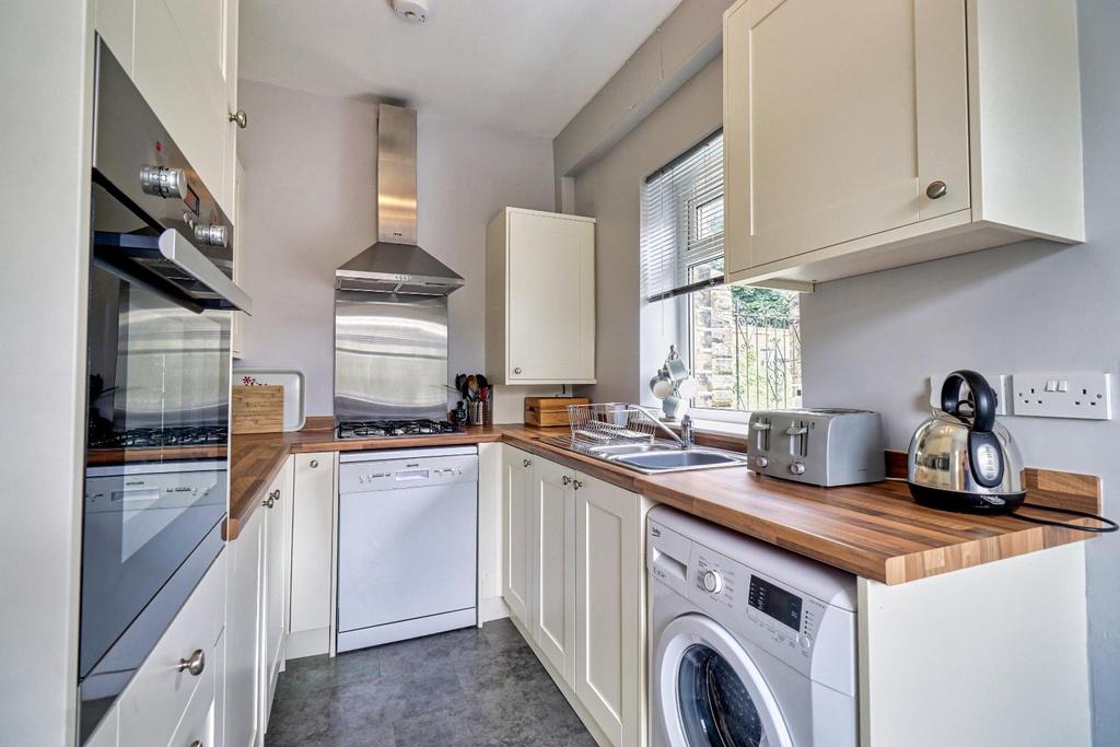 Dining kitchen