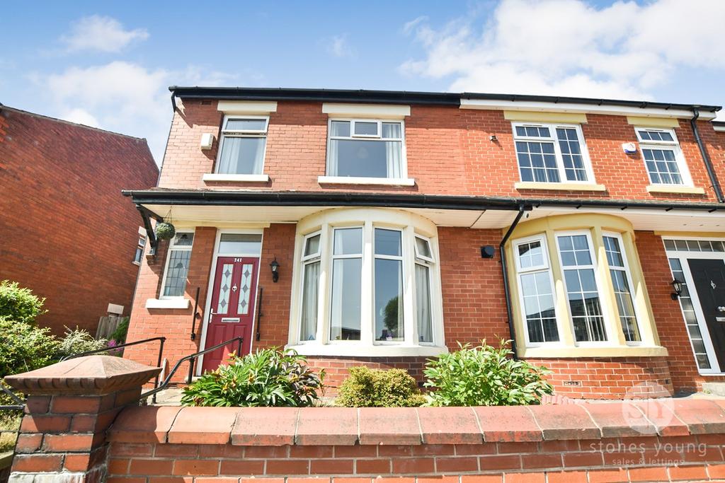 Shear Brow, Blackburn, BB1 3 bed semidetached house £170,000