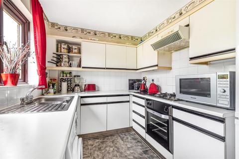 34 Crossgill, Astley, Manchester, M29 7DT