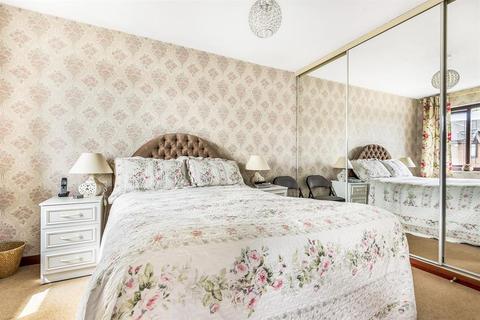 34 Crossgill, Astley, Manchester, M29 7DT