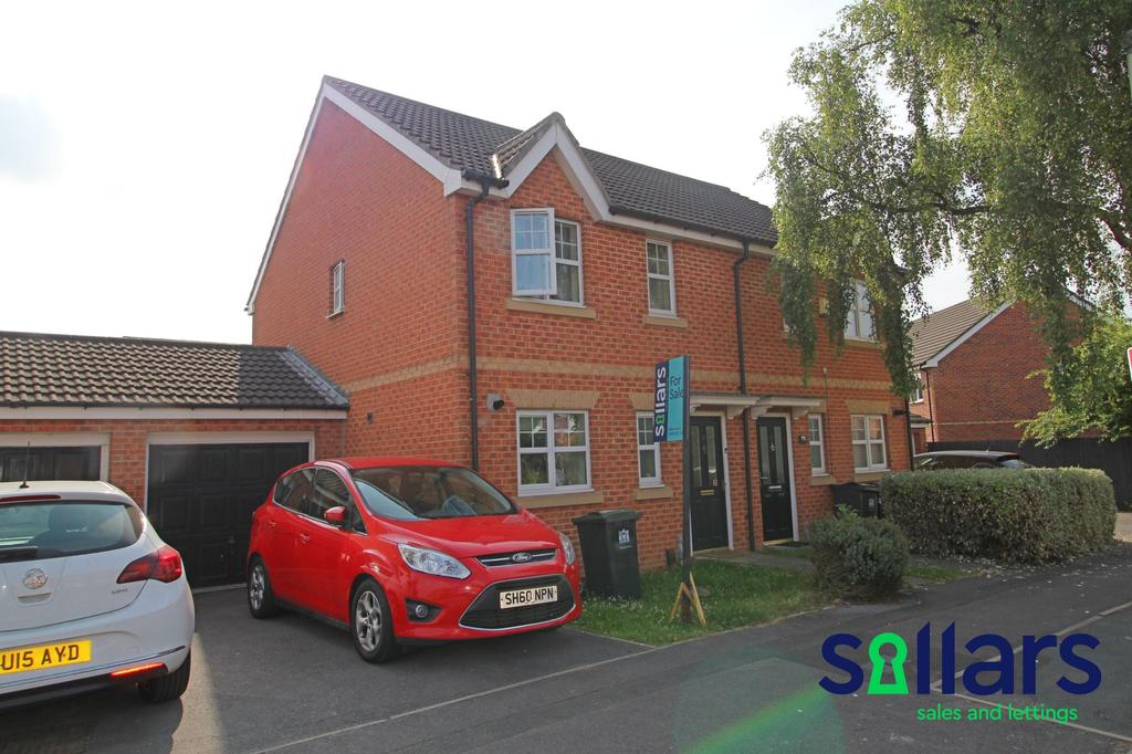 Firthmoor Crescent, Darlington, DL1 3 bed semidetached house £109,950