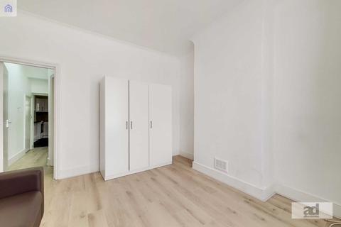 92a Claude Road, London, E10 6NE