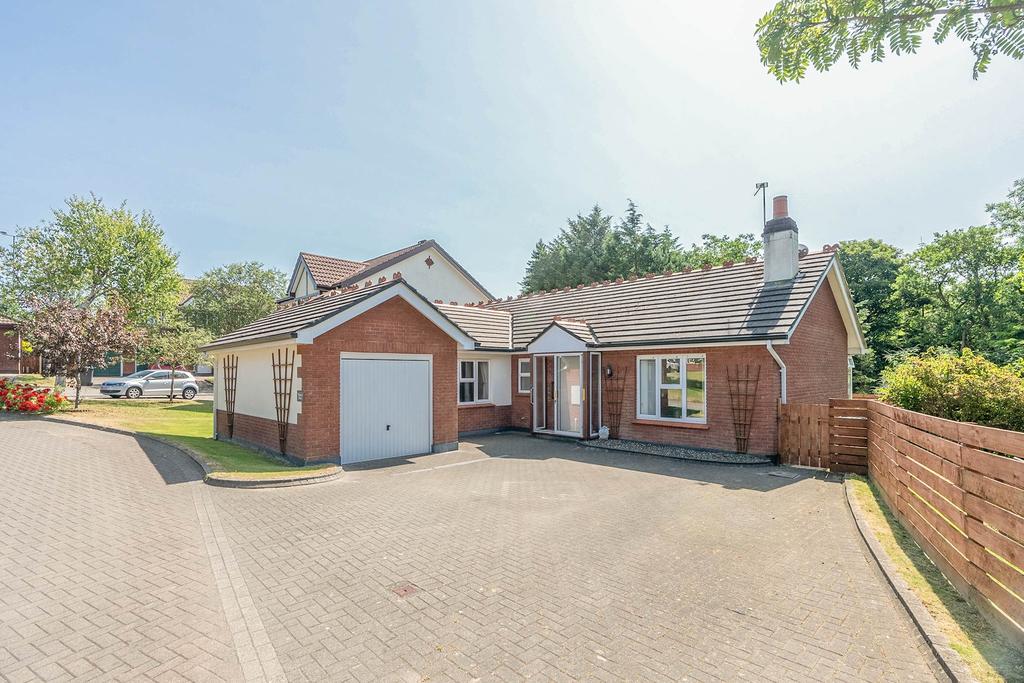 20, The Laurels, Douglas 3 bed detached bungalow £449,950