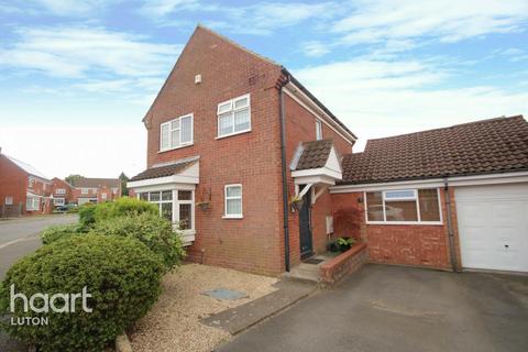 22 Cromer Way, Luton, LU2 7EE