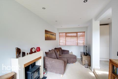 22 Cromer Way, Luton, LU2 7EE