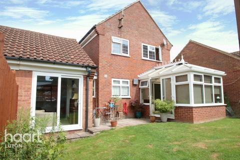 22 Cromer Way, Luton, LU2 7EE