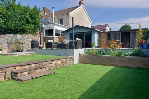 131 Rhiw Road, Rhiwfawr, Swansea, SA9 2RF