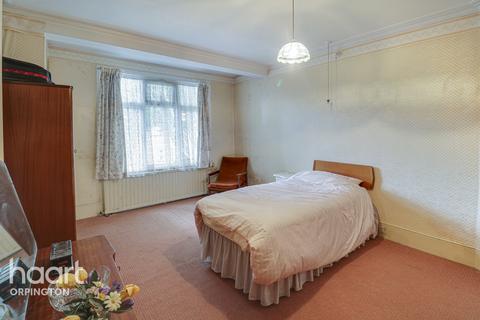 11 Fairfield Road, Bromley, BR1 3QN