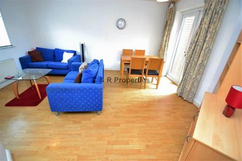 3 bedroom terraced house to rent, Leaf Street, Hulme, Manchester, M15 5LE