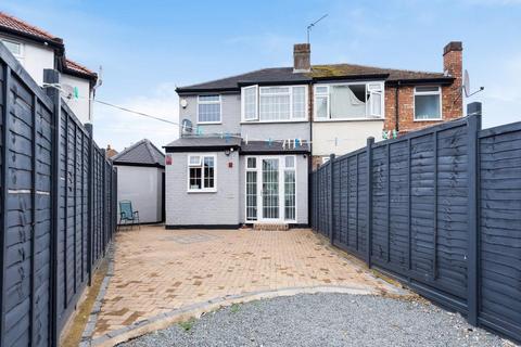 3 bedroom semi-detached house to rent, Hiliary Gardens,  Stanmore,  HA7