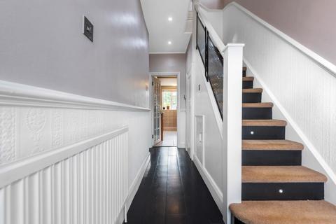 3 bedroom semi-detached house to rent, Hiliary Gardens,  Stanmore,  HA7