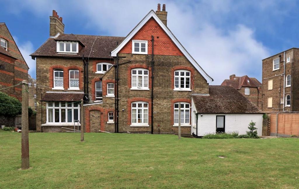 Truro Road, Ramsgate 1 bed apartment £125,000
