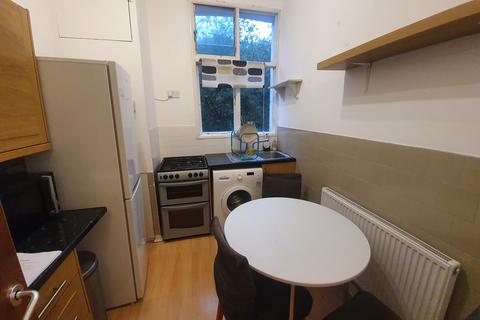 2 bedroom apartment to rent, Caledonian Road, London N1