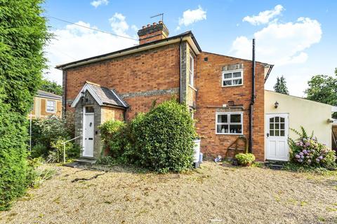 1, Townsend Cottages Coldharbour Road, Woking, GU22 8SN