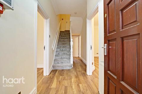 6 Courtland Avenue, Ilford, IG1 3DW