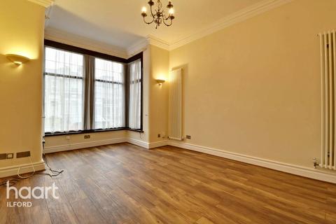 6 Courtland Avenue, Ilford, IG1 3DW