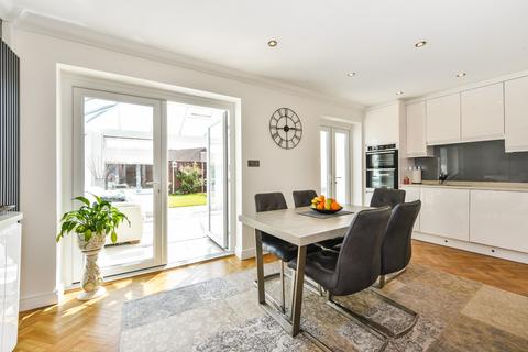 22 Blakemyle, Bognor Regis, PO21 3TN