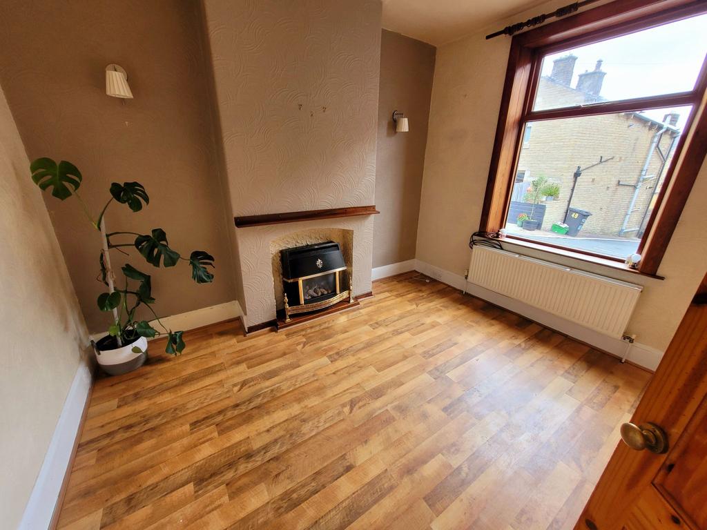 Stansfield Street, Todmorden, OL14 3 bed terraced house £129,950