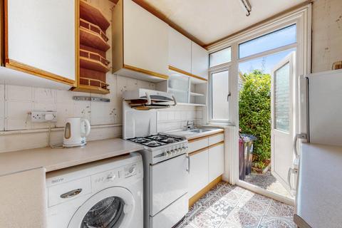 69 Manton Avenue, London, W7 2DY