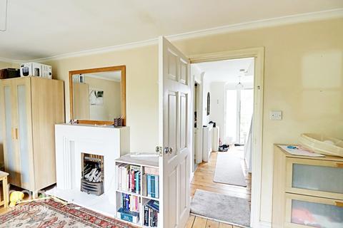 20 East Road, London, E15 3QR