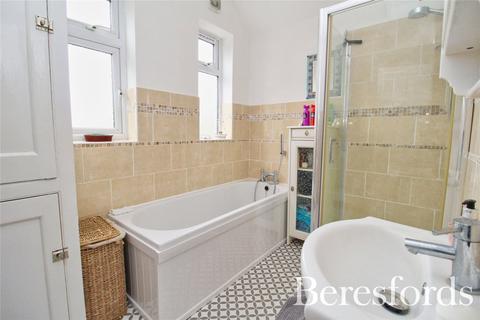 113 Springfield Gardens, Upminster, RM14 3ES