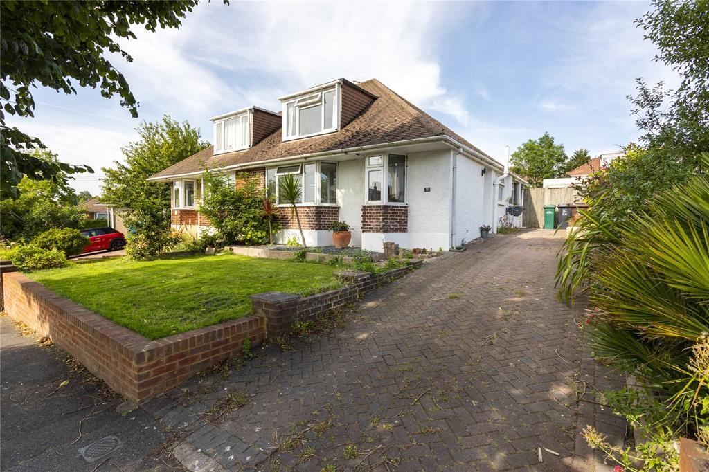 Gleton Avenue, Hove, East Sussex, BN3 4 bed semidetached house £475,000