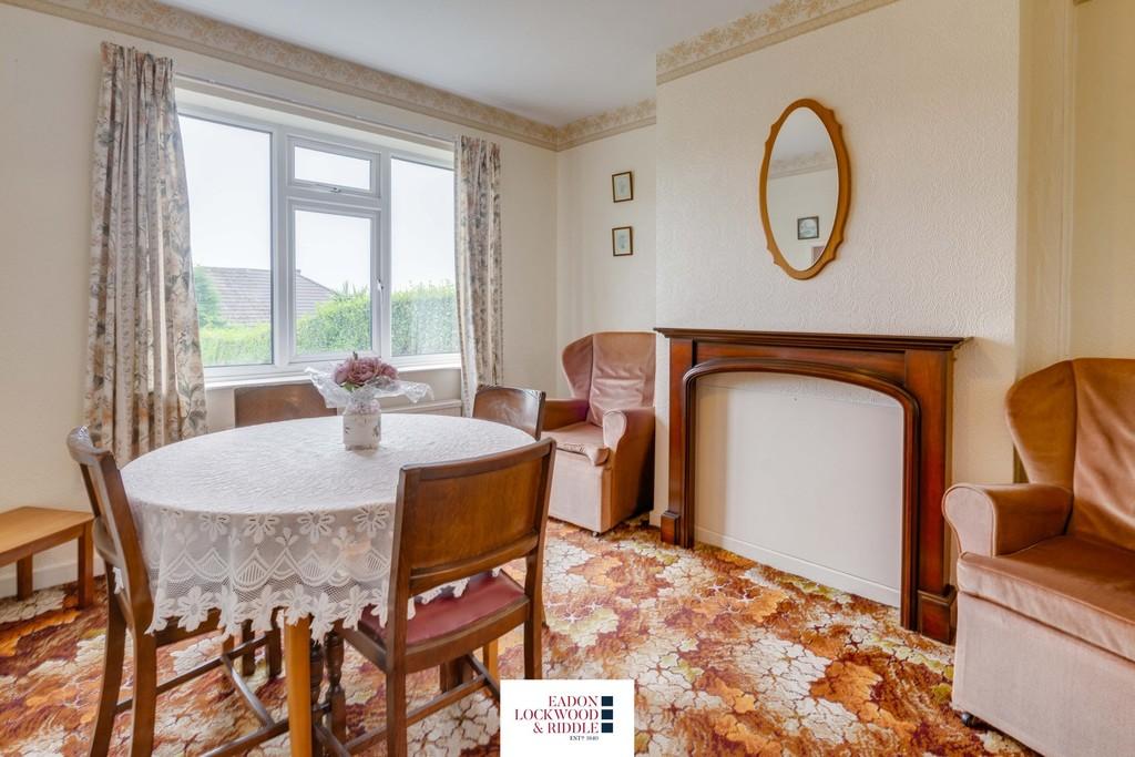 Reresby Crescent, Whiston 3 bed semidetached house £185,000