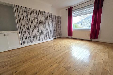 2 bedroom semi-detached house to rent, Clyde Avenue, Bothwell, Glasgow