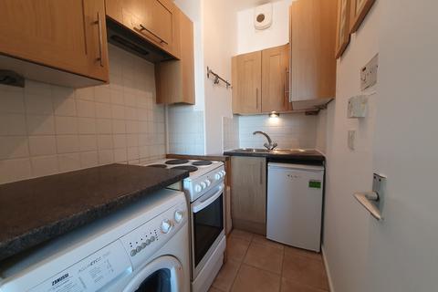 1 bedroom flat to rent, Merkland Road East, Top Floor, Aberdeen