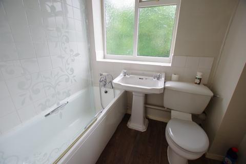 4 Broughton Close, Stafford, ST16 1QS
